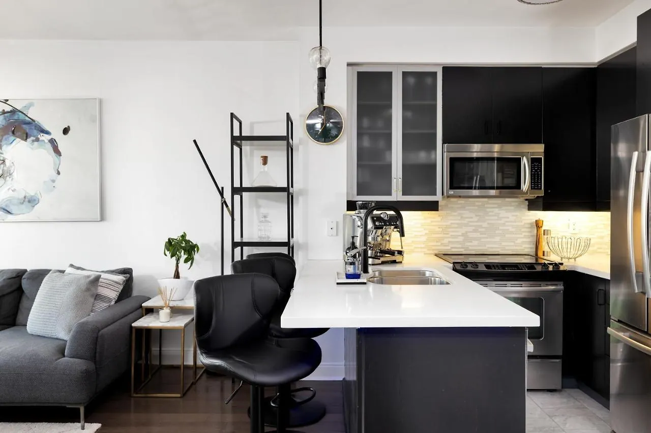 Luxury Executive Condo Yorkville Toronto Apartment
