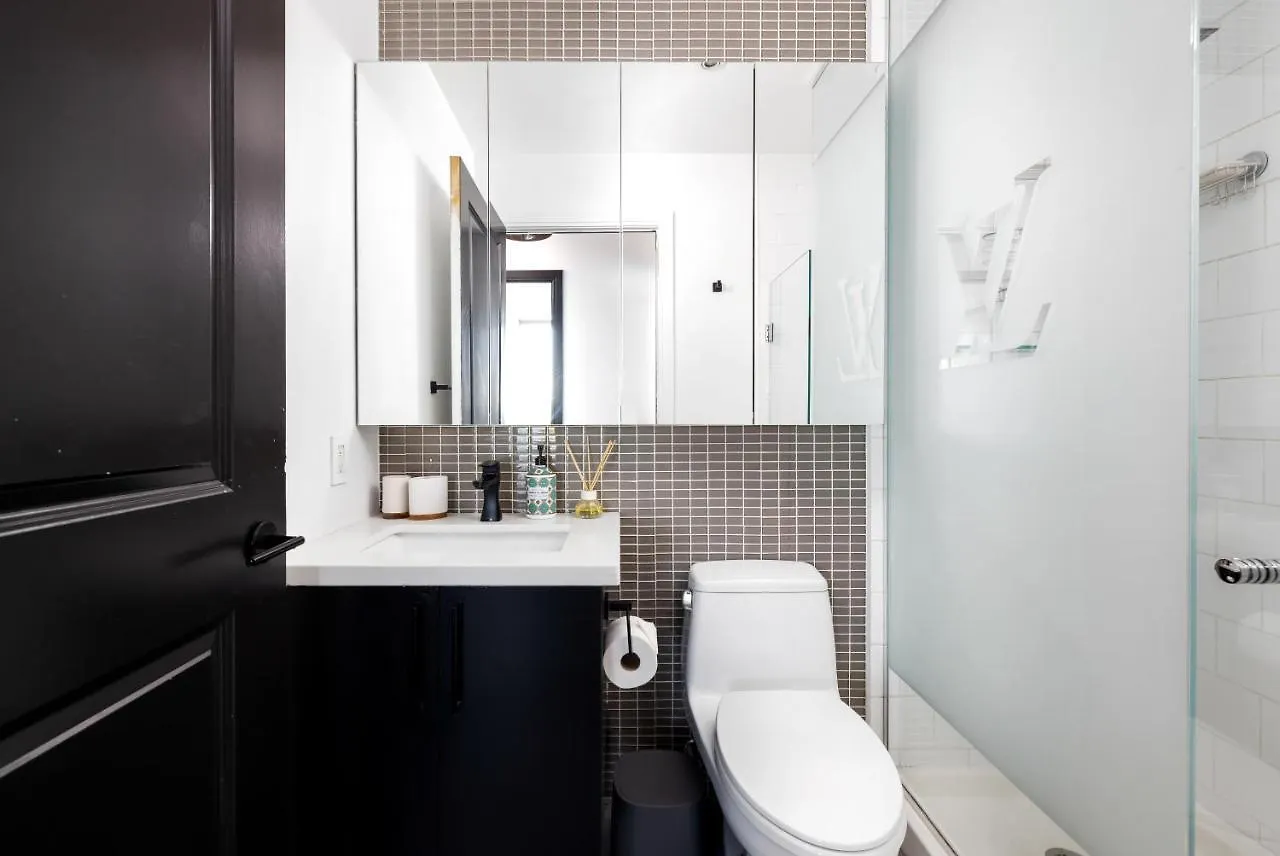 Luxury Executive Condo Yorkville Toronto Apartment